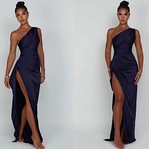 Ariel Maxi Dress - Navy BABYBOO